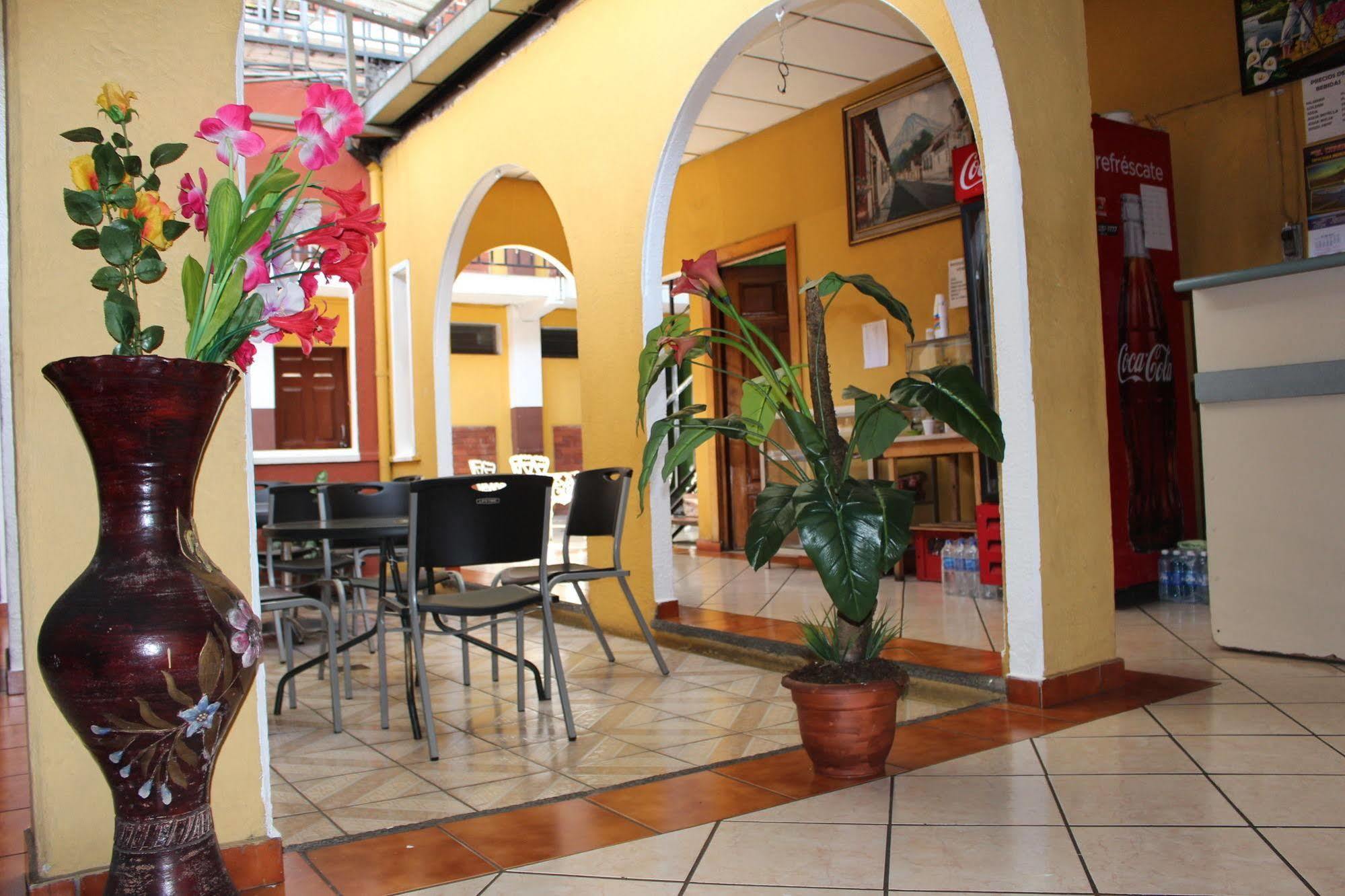Hotel Pasadena II سان سلفادور المظهر الخارجي الصورة